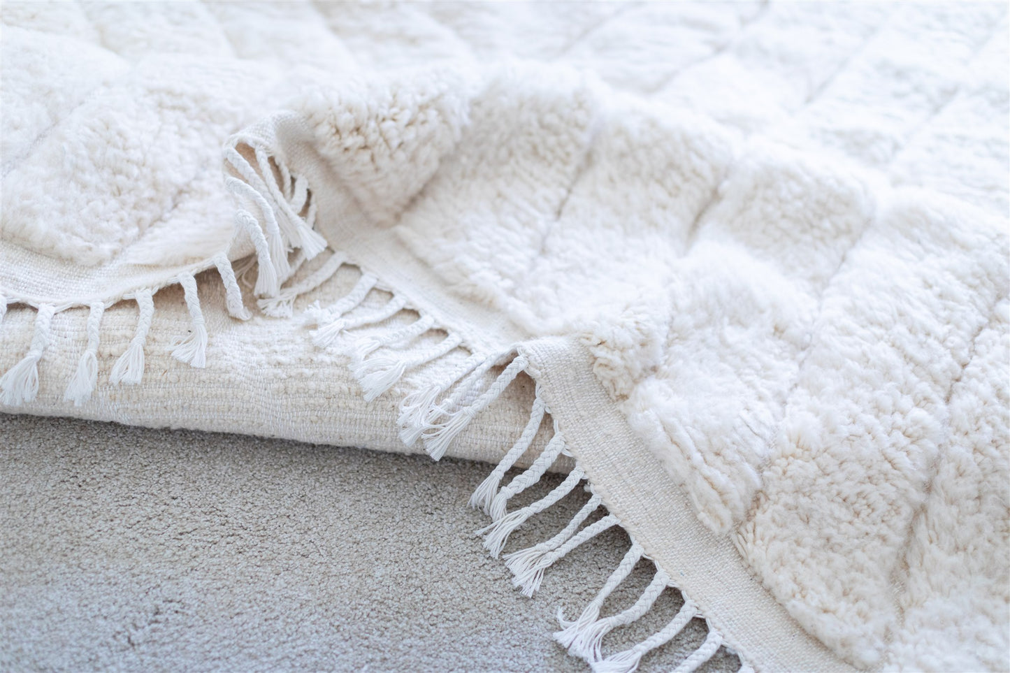 White Goddess Rug - Organic, 100% Wool