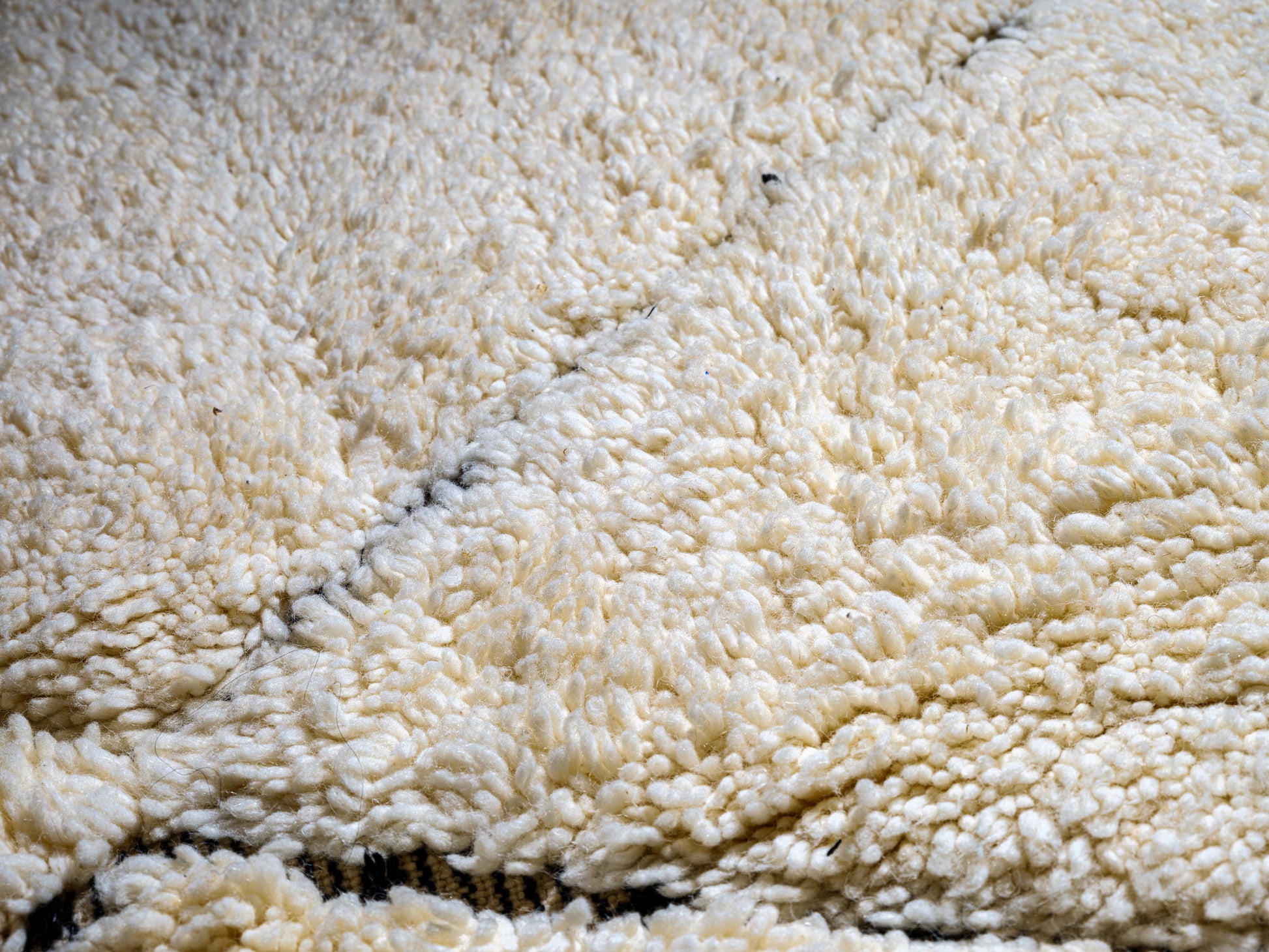 diamond-rug-organic-handwoven-100-wool